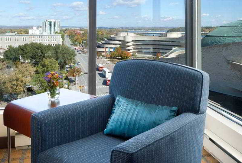 Four Points By Sheraton Hotel & Conference Centre Gatineau-Ottawa Exterior photo